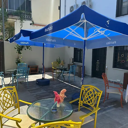 Hotel Loost Town 3*