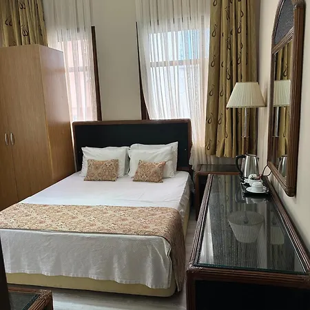 Hotel Loost Town