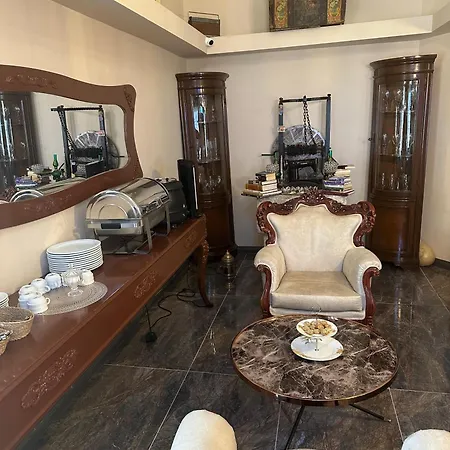 Hotel Loost Town 3*